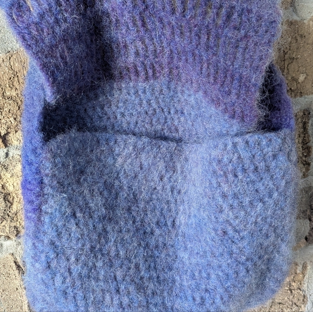 Handknit Boho Crossbody Bag Saddle Bag Lavender Lilac Sky Blue Wool - Picture 5 of 7